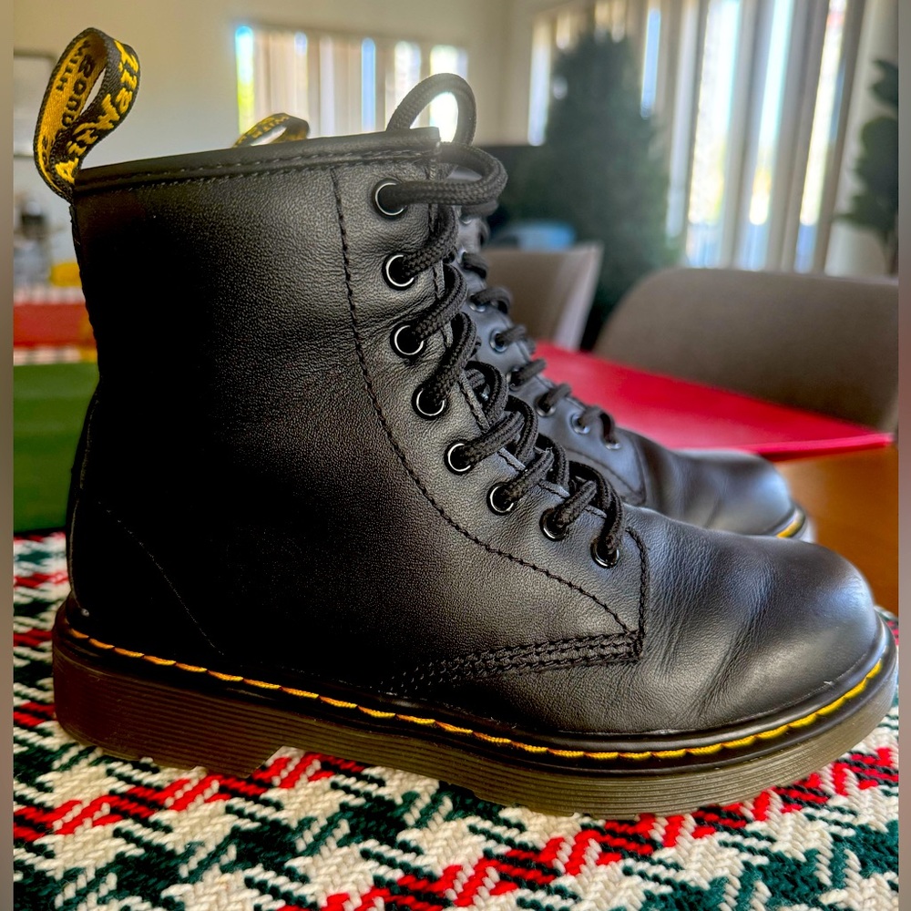 Kids Dr Martens Boots, barely used. See soles. No issues